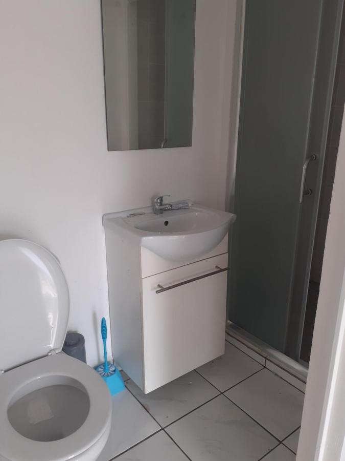 Petit Studio Куру Екстериор снимка